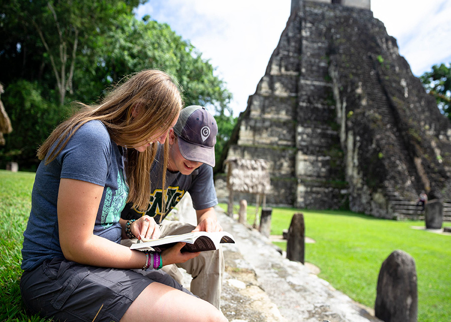 Students explore ancient ruins abroad