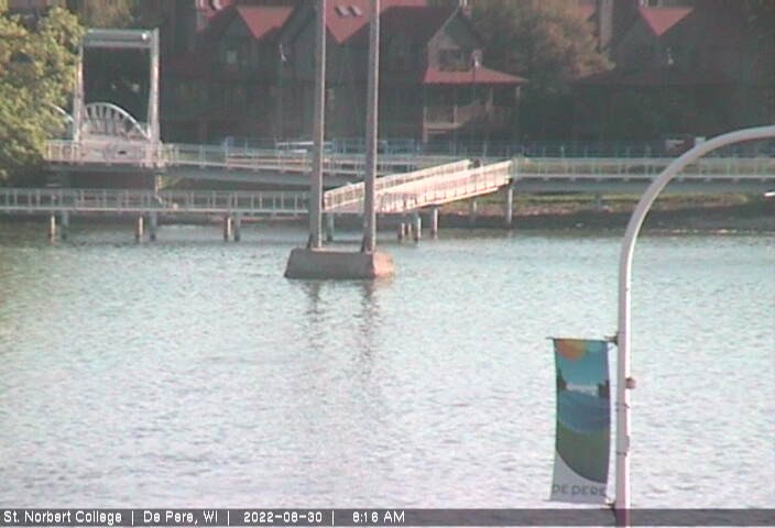 6e - De Pere Riverwalk south