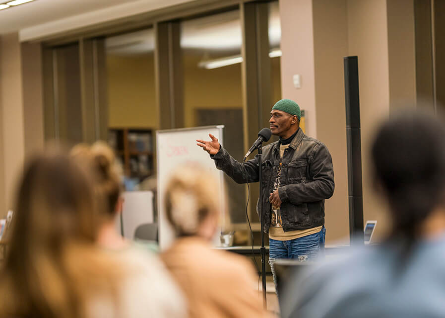 A lecture with students